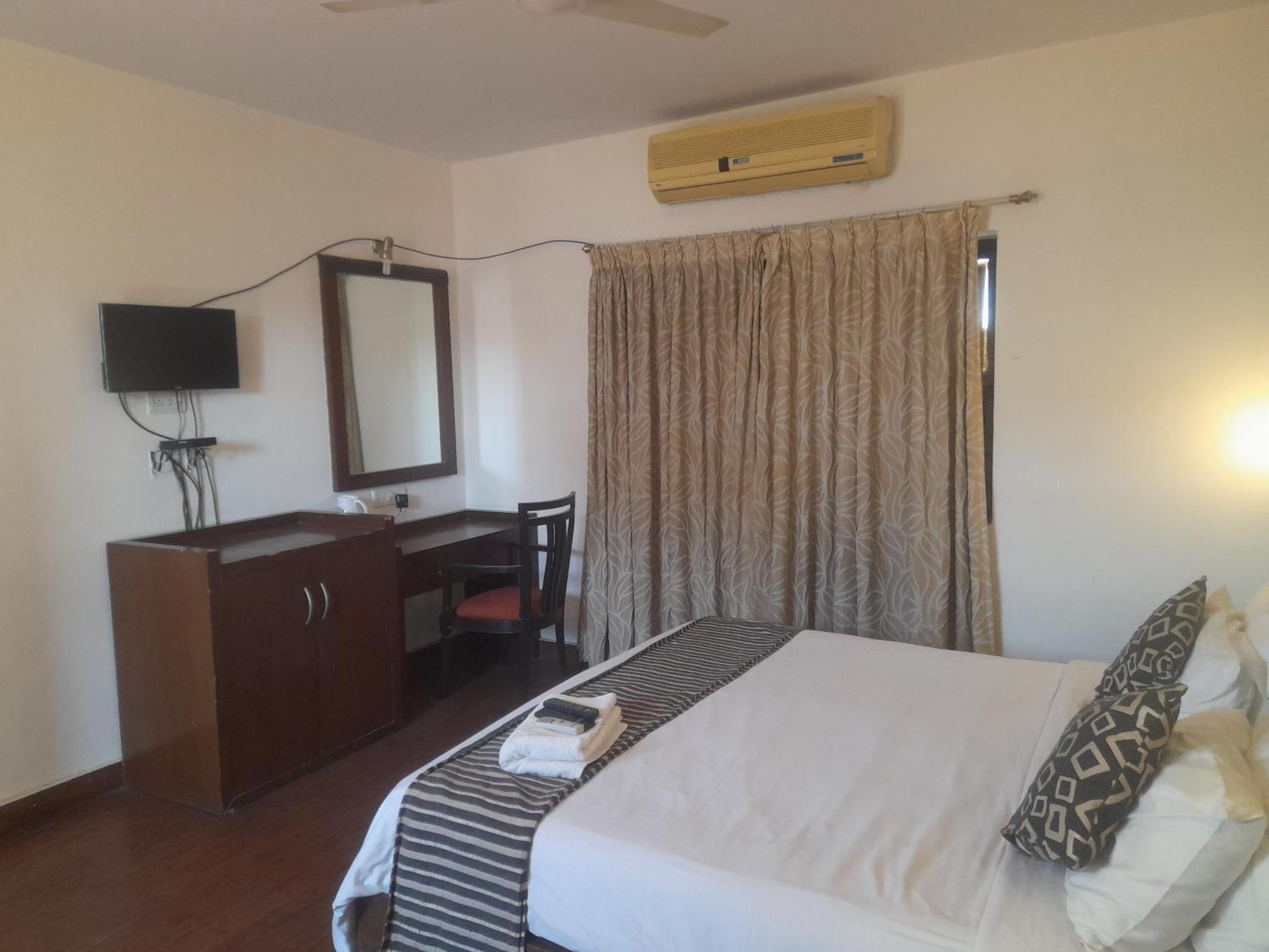 Hotel Prestige Inn Bangalore Exterior photo
